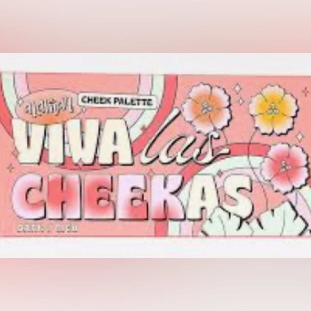 Alamar Viva Las Cheekas cheek palette